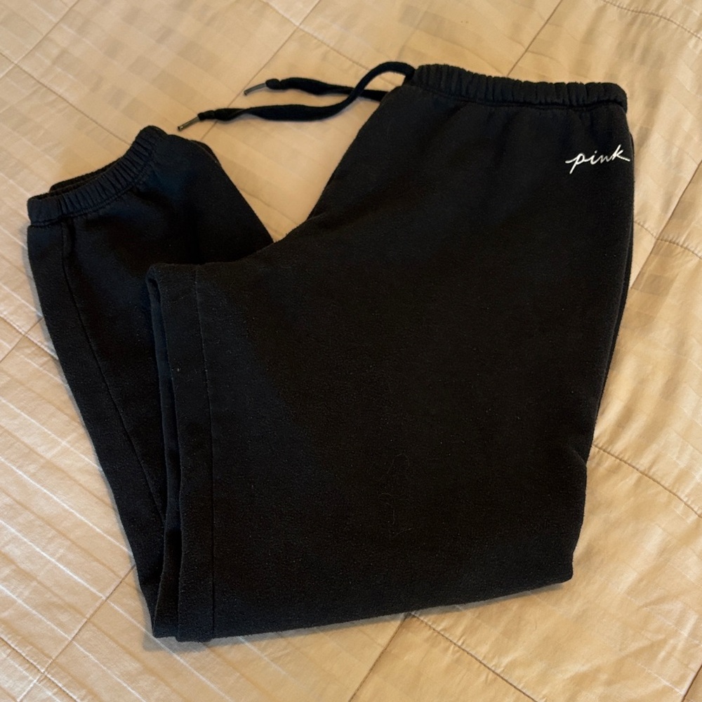 PINK Victoria's Secret women’s Joggers in Black medium